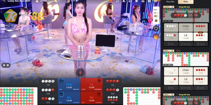 Giao diện hiện đại cùng các dealer xinh đẹp